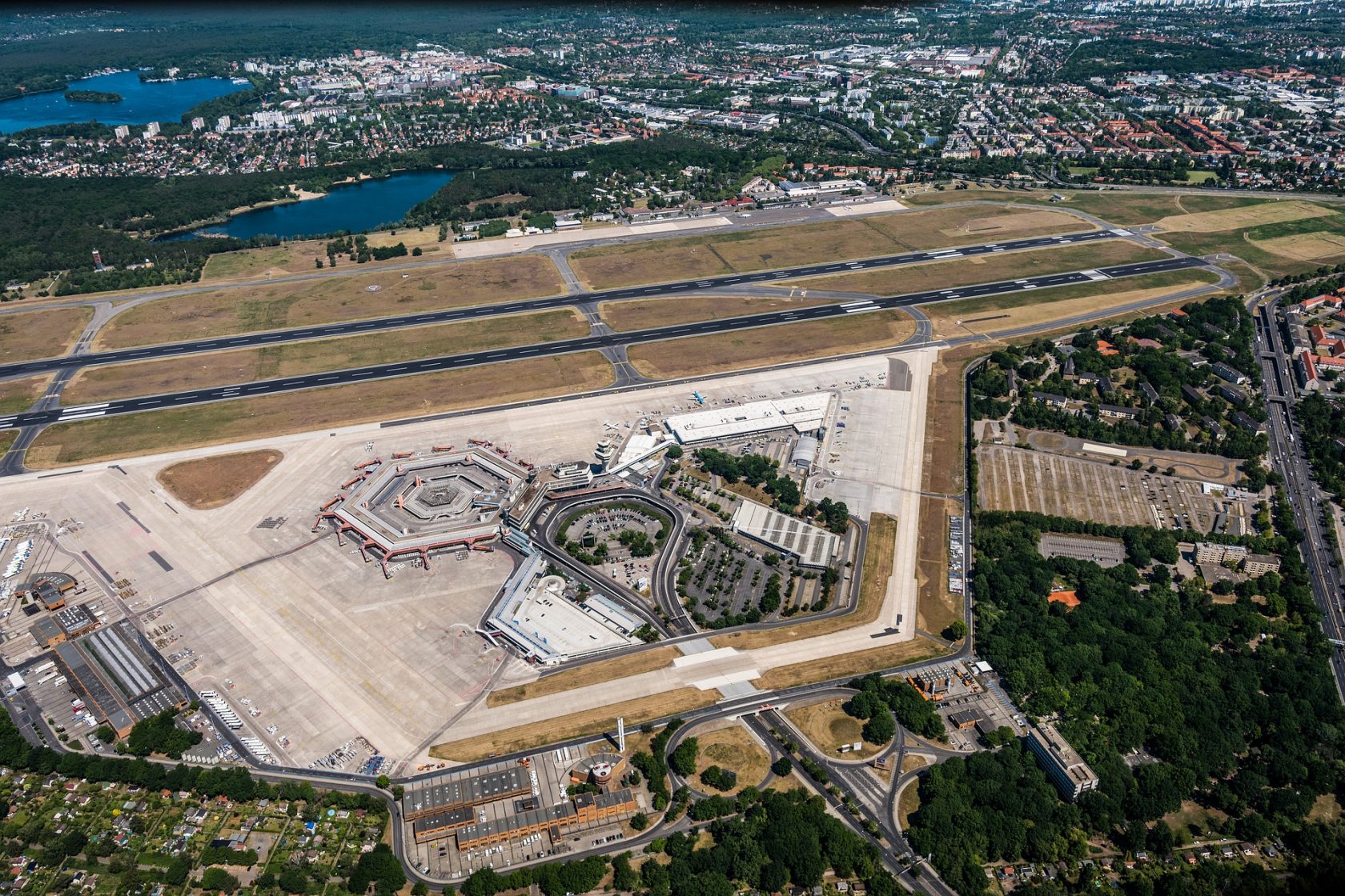 Flughafen Berlin Tegel Txl Berlin 5 Park www.holzforum-allgaeu.de